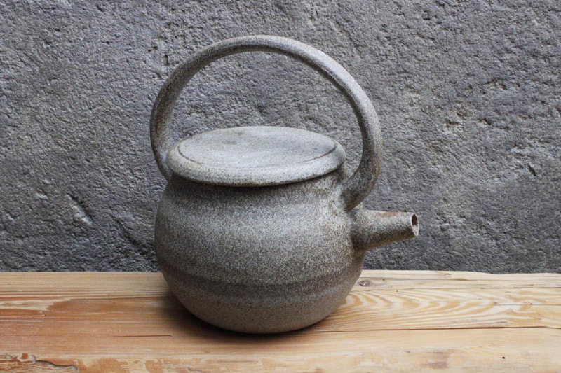 Sasha Polonko Pottery, girlpots.com, pottery, ceramics, whidbey island pottery, natural glazes, naturally harvested clay